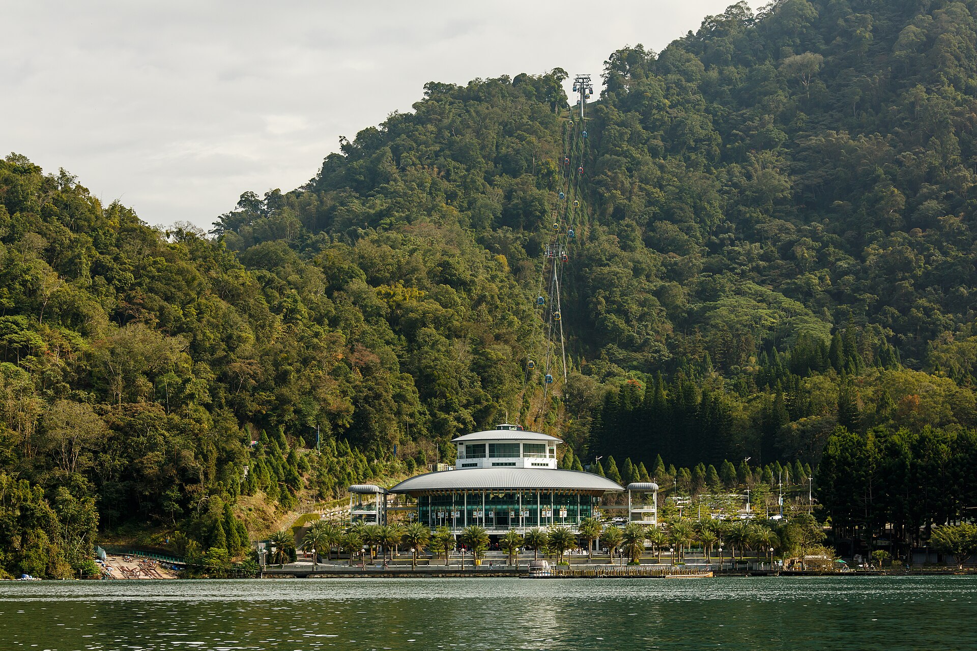 bike ride scenery for Sun Moon Lake Bike Loop near Nantou
