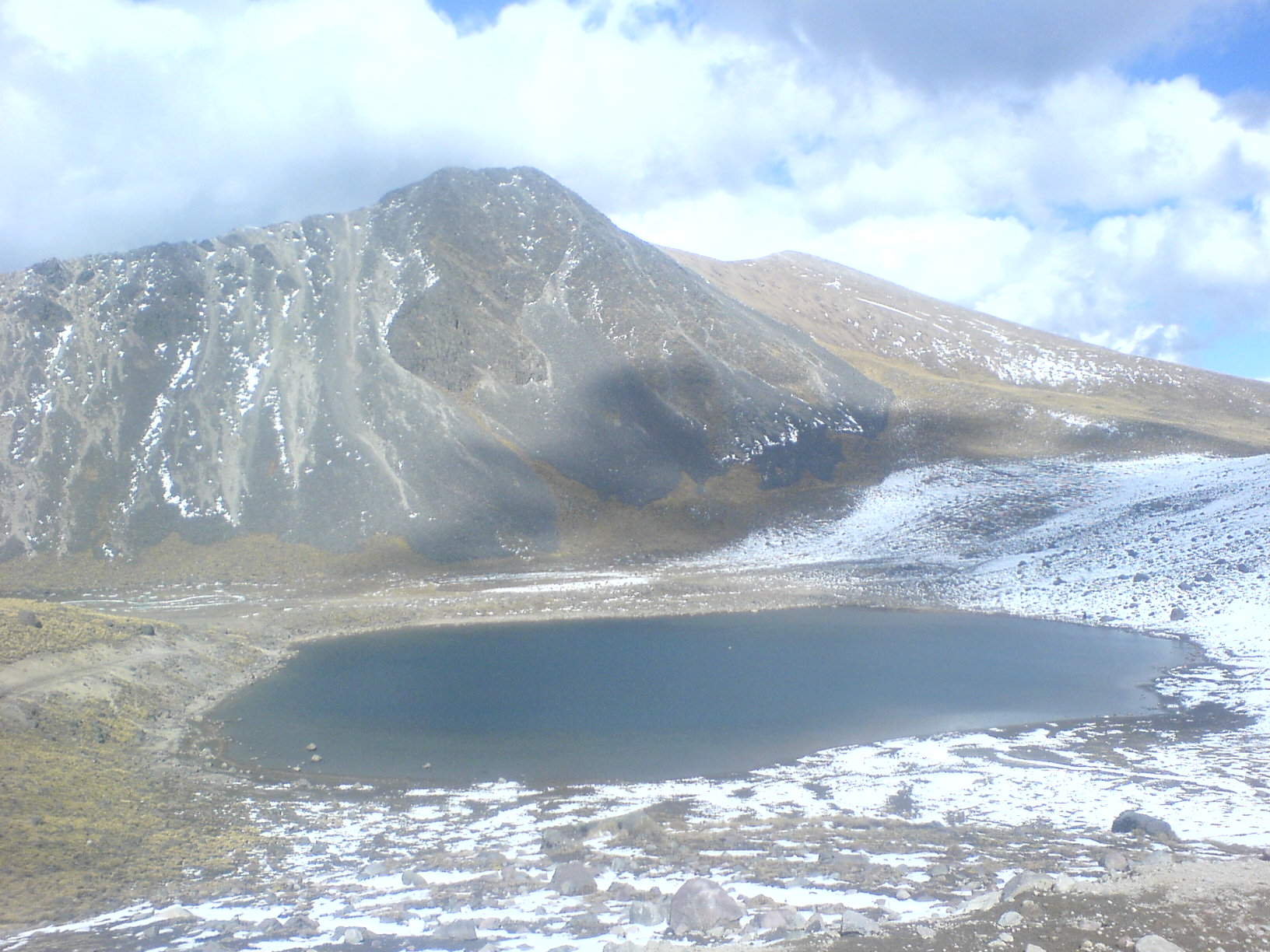 hike scenery for Nevado de Toluca Crater Lakes near Estado de Mexico