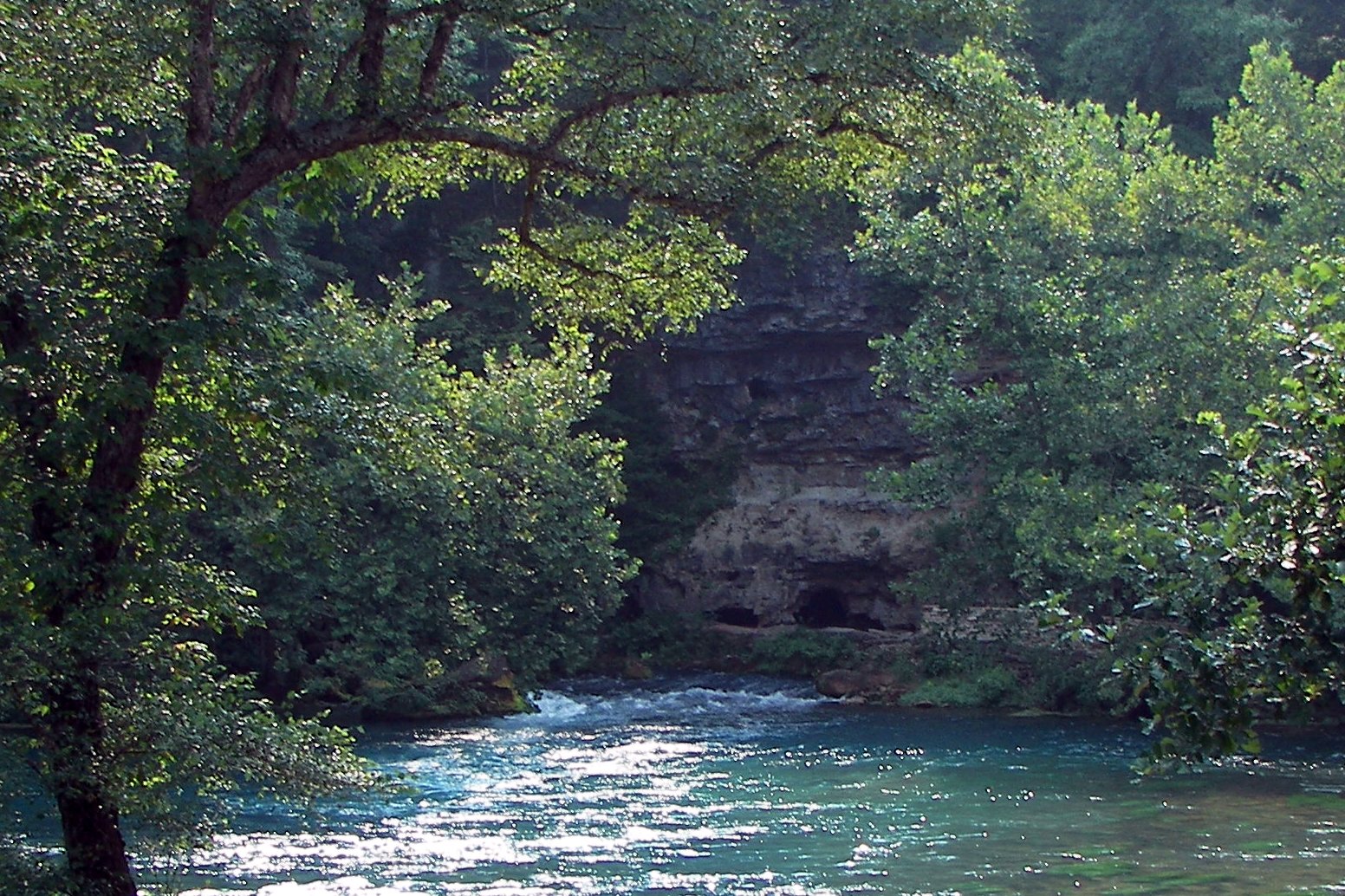 canoe trip scenery for Current River Ozarks near Missouri